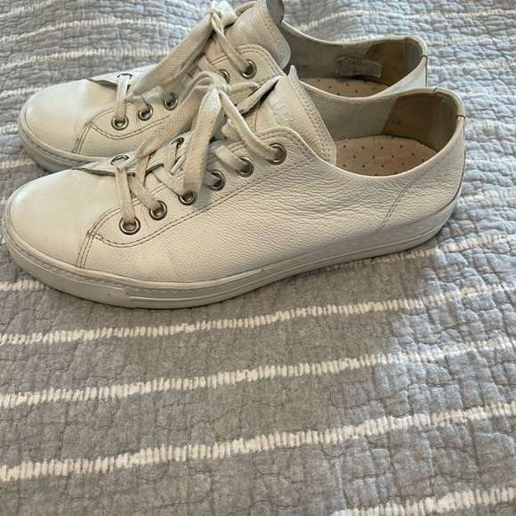 Paul Green Hadley Womens Size 11 US Sneaker Shoes White - Picture 2 of 7